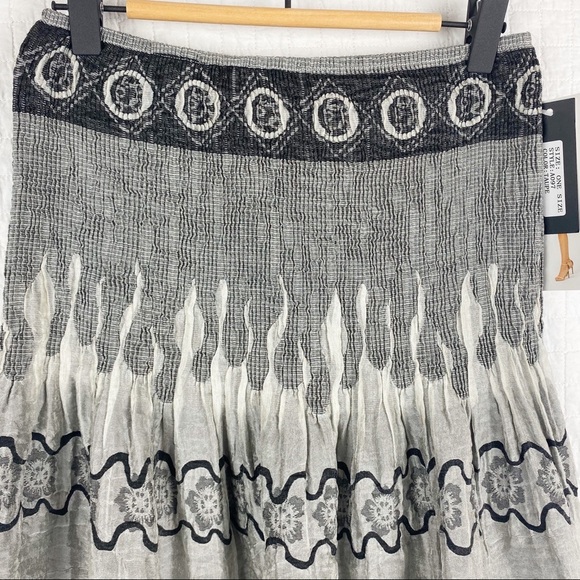 LAPIS ANTHROPOLOGIE Boho Convertible Skirt / Bandeau Dress Smocked OS beach - Picture 6 of 11